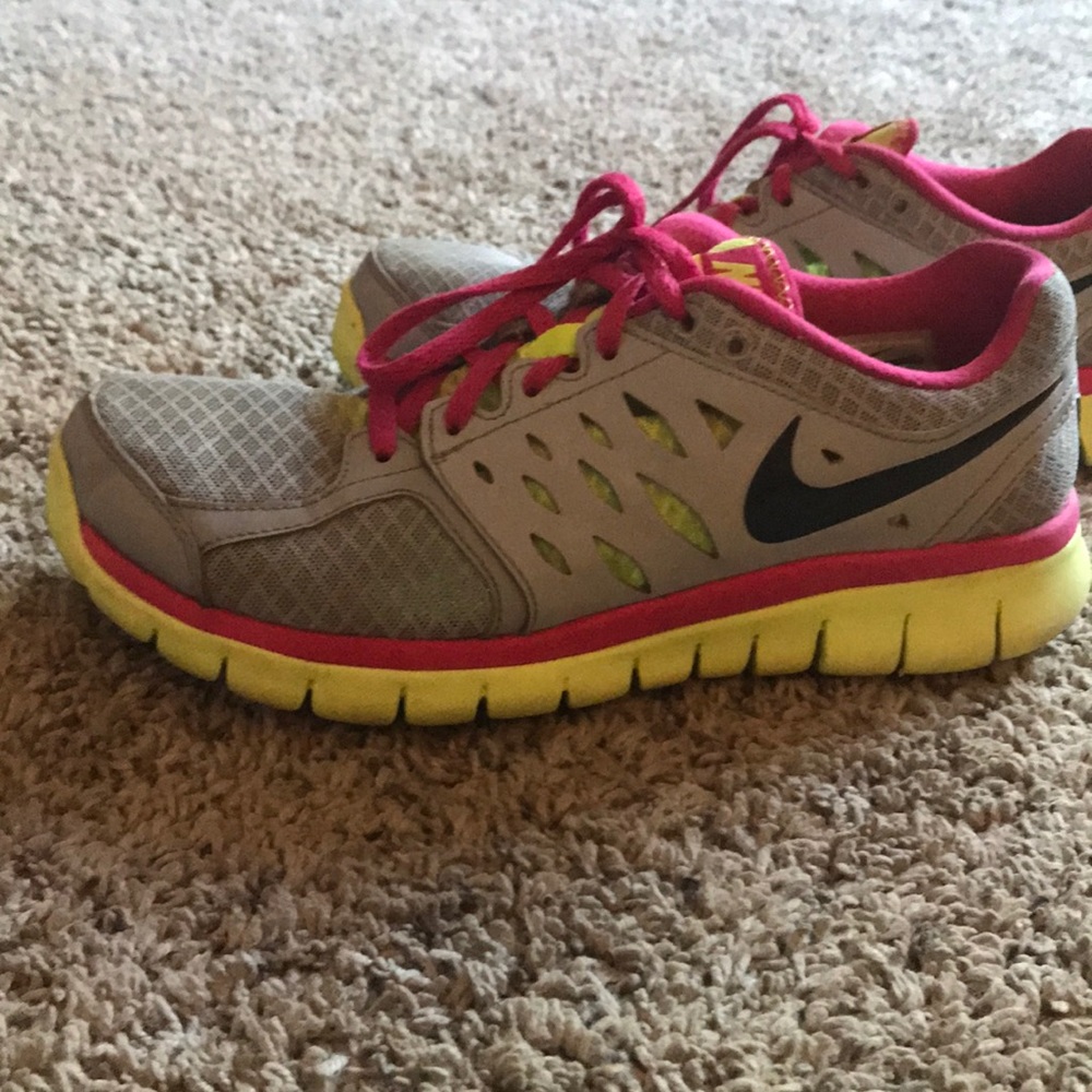 Nike size 8 1/2